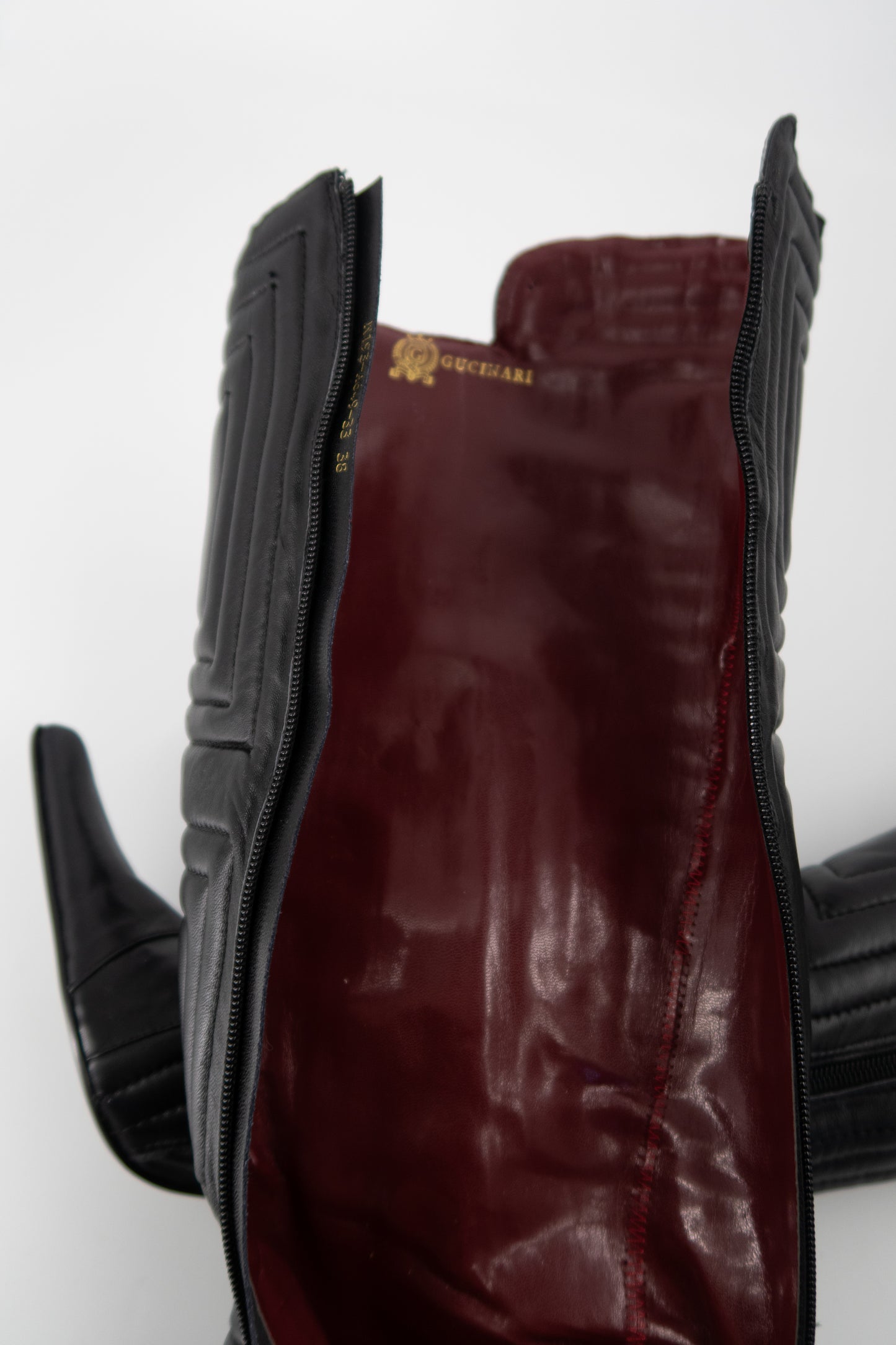 + Vintage leather heel boots +