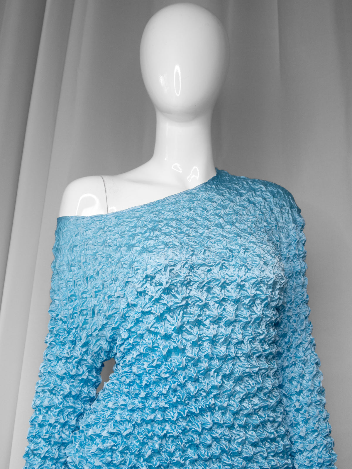 + Blue textured top +