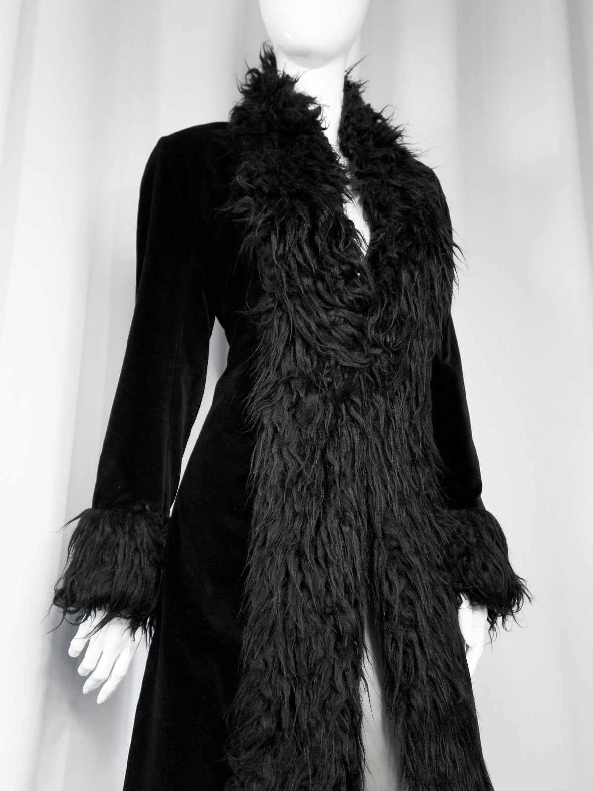 + Long velvet gothic coat +