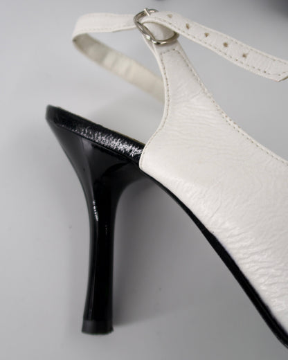 + Sporty pointed heels +