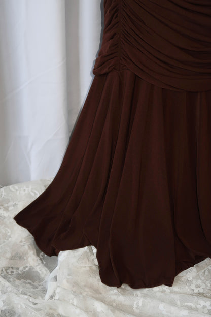 + Brown drapery skirt +
