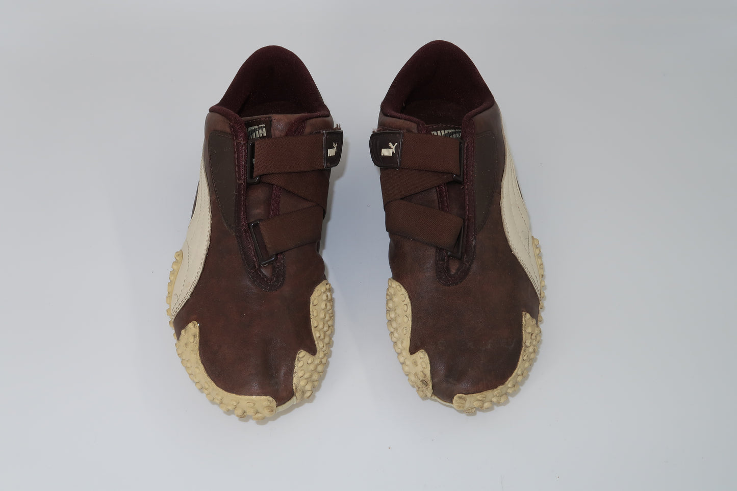 + Vintage Leather Puma shoes +