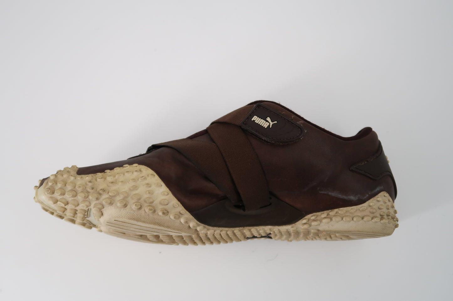 + Vintage Leather Puma shoes +