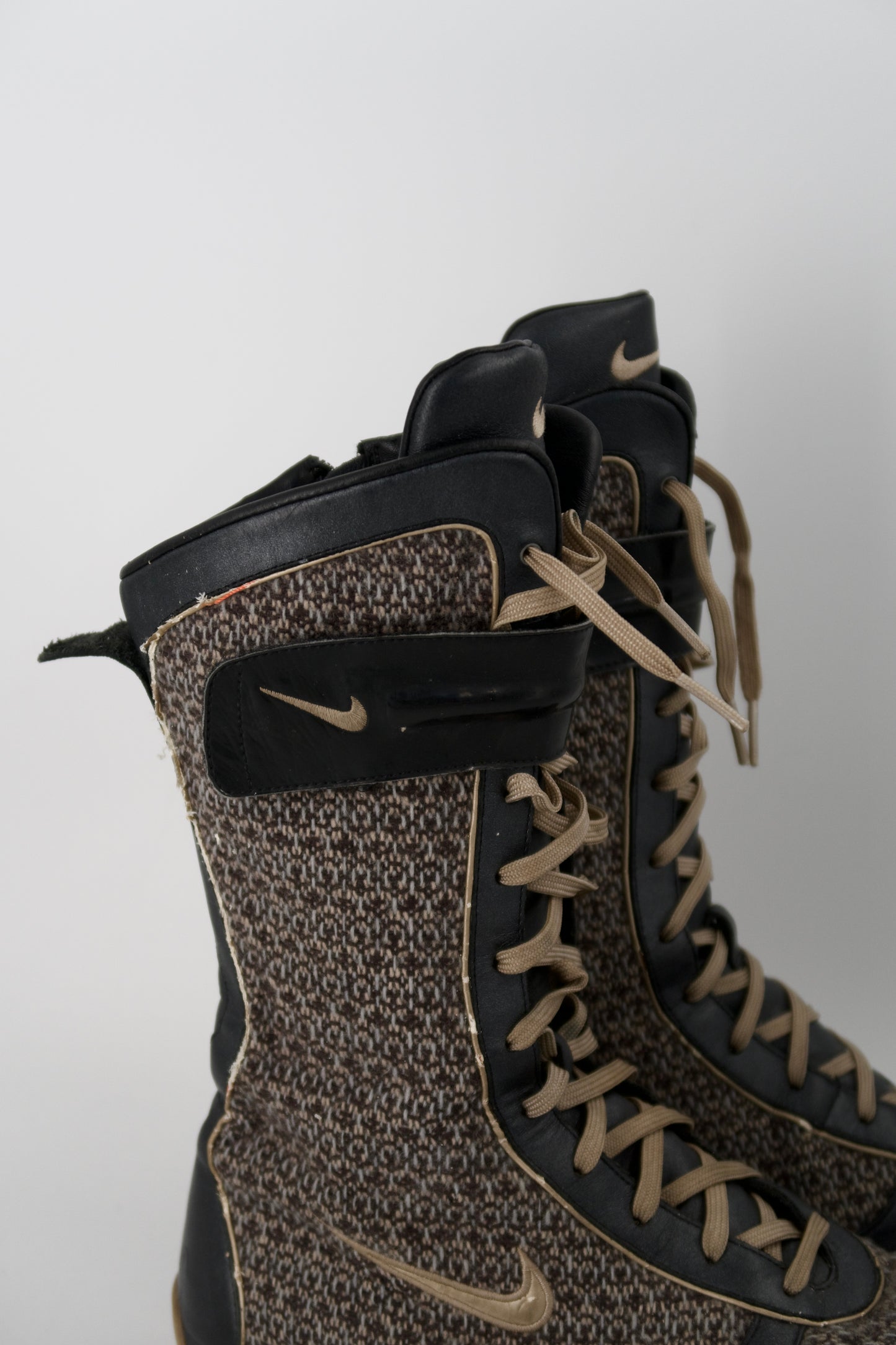 + Nike boxing boots +