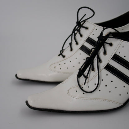+ Vintage sporty shoes +