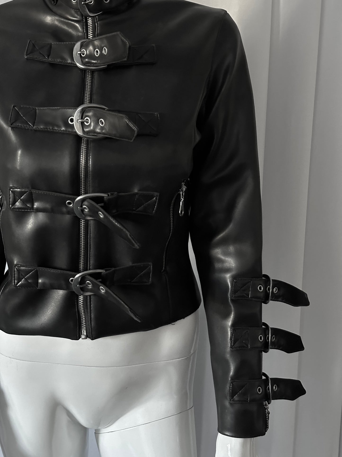 + Bondage jacket +