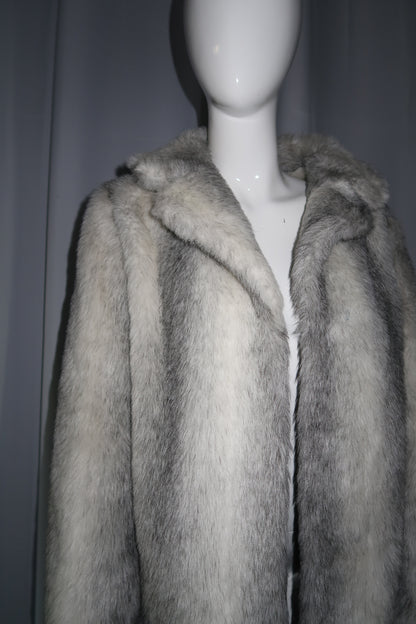 + Vintage faux fur coat +