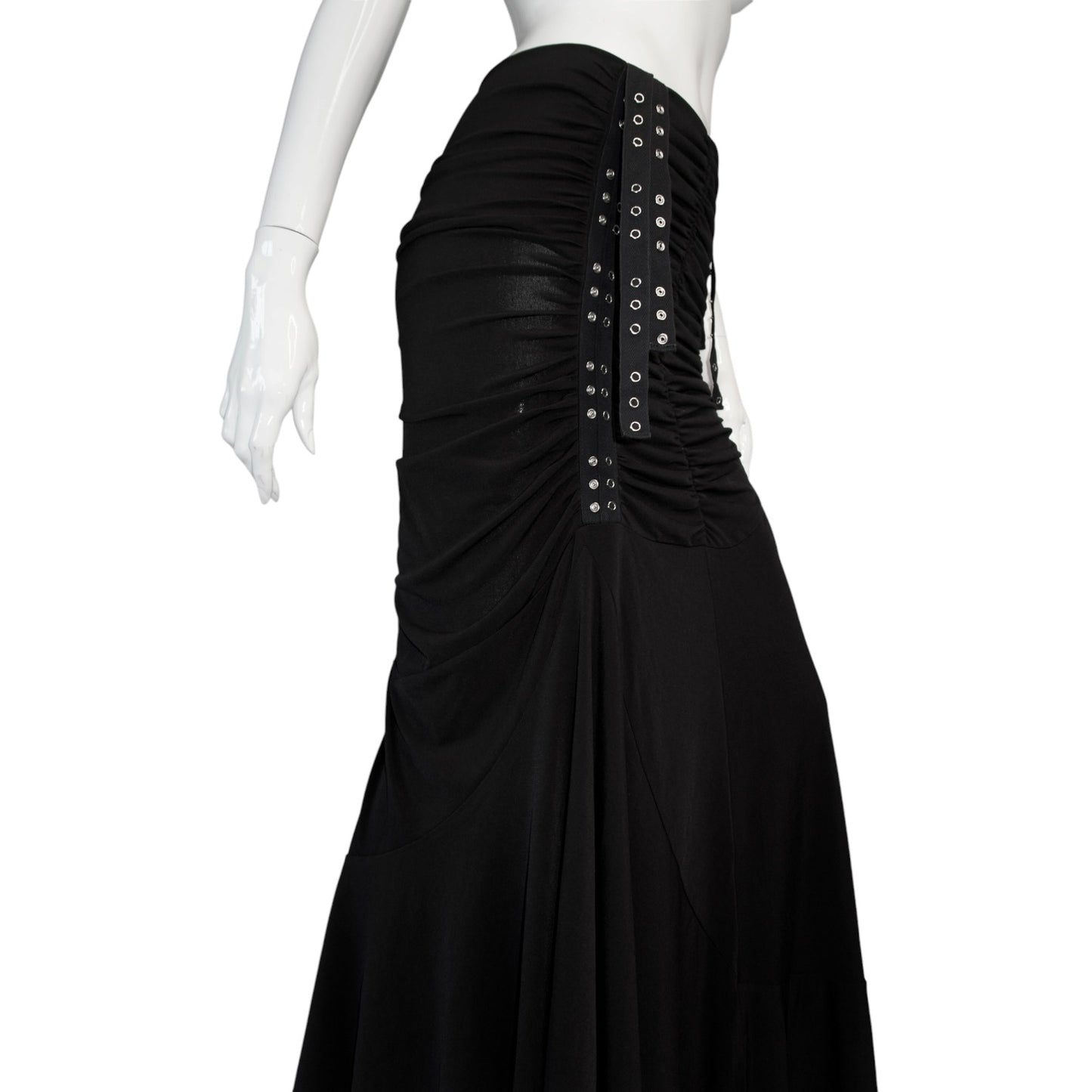 + Long drapery skirt +