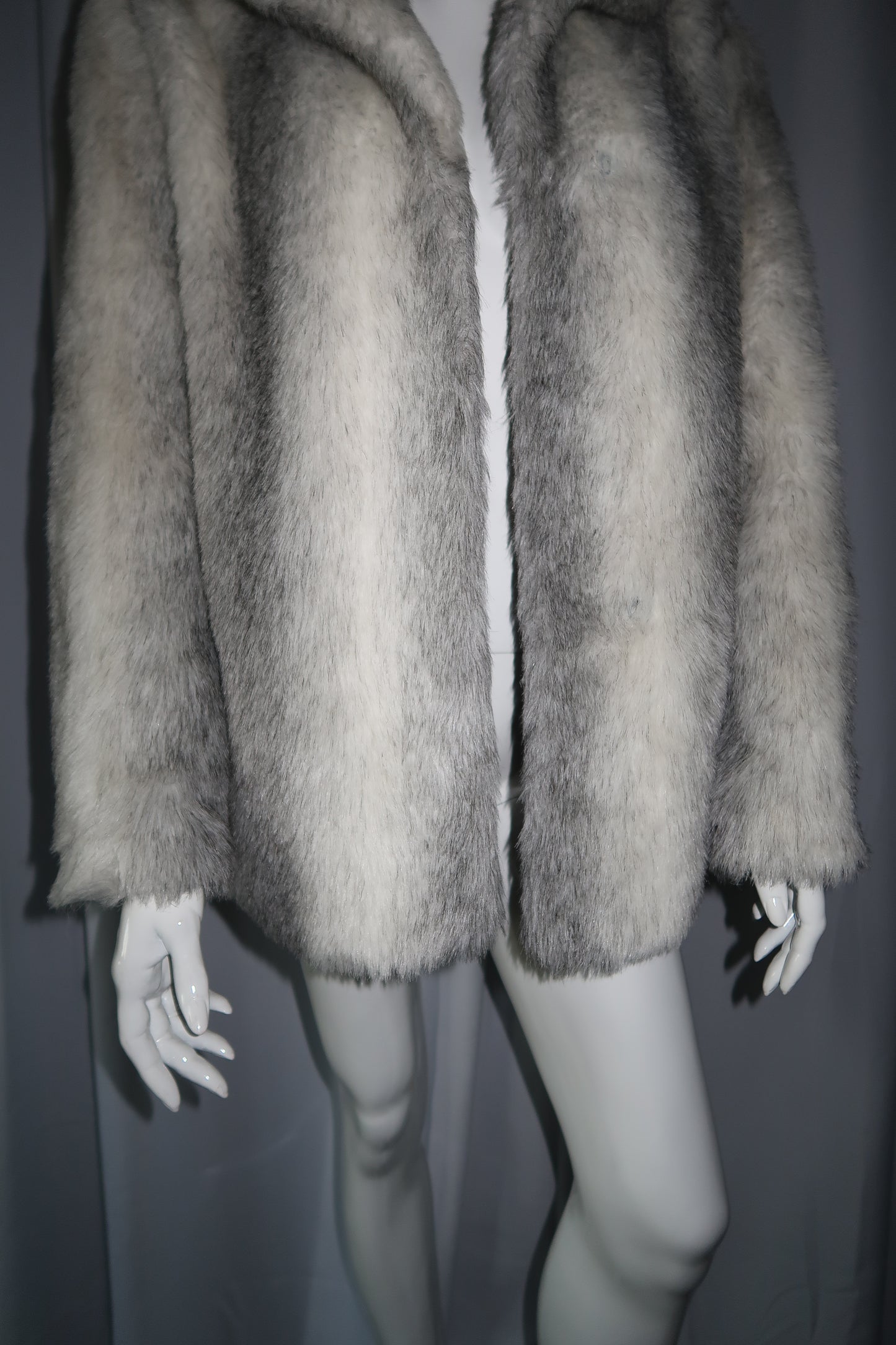 + Vintage faux fur coat +