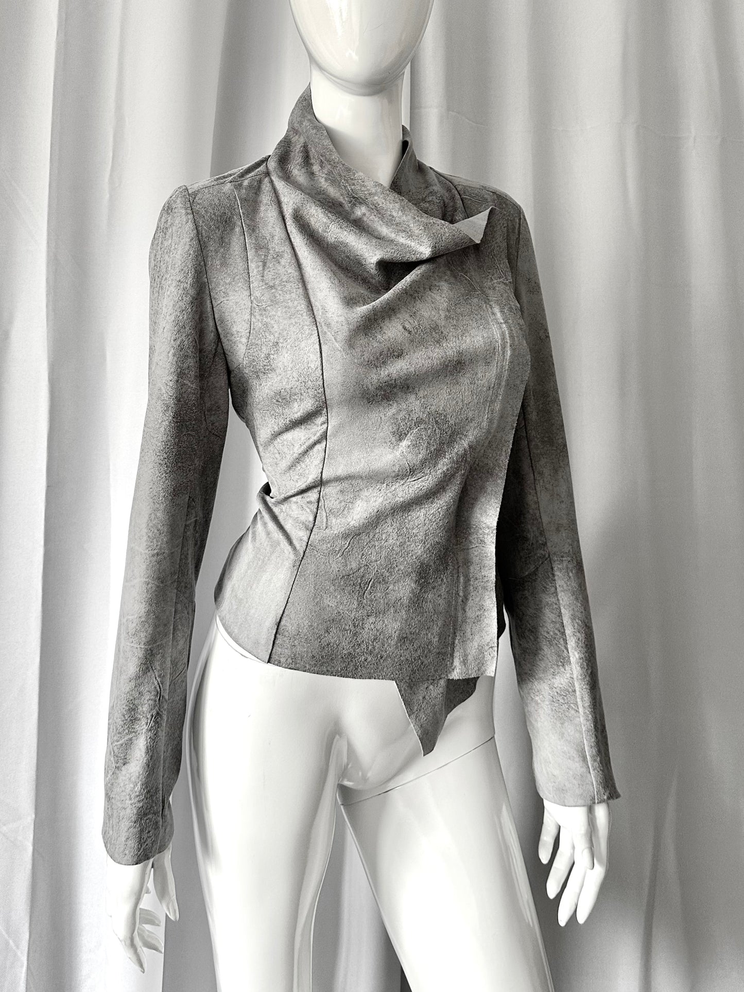+ Asymmetrical jacket +