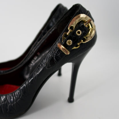 + Vintage pointed heels +