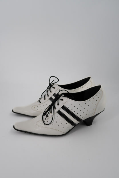 + Vintage sporty shoes +