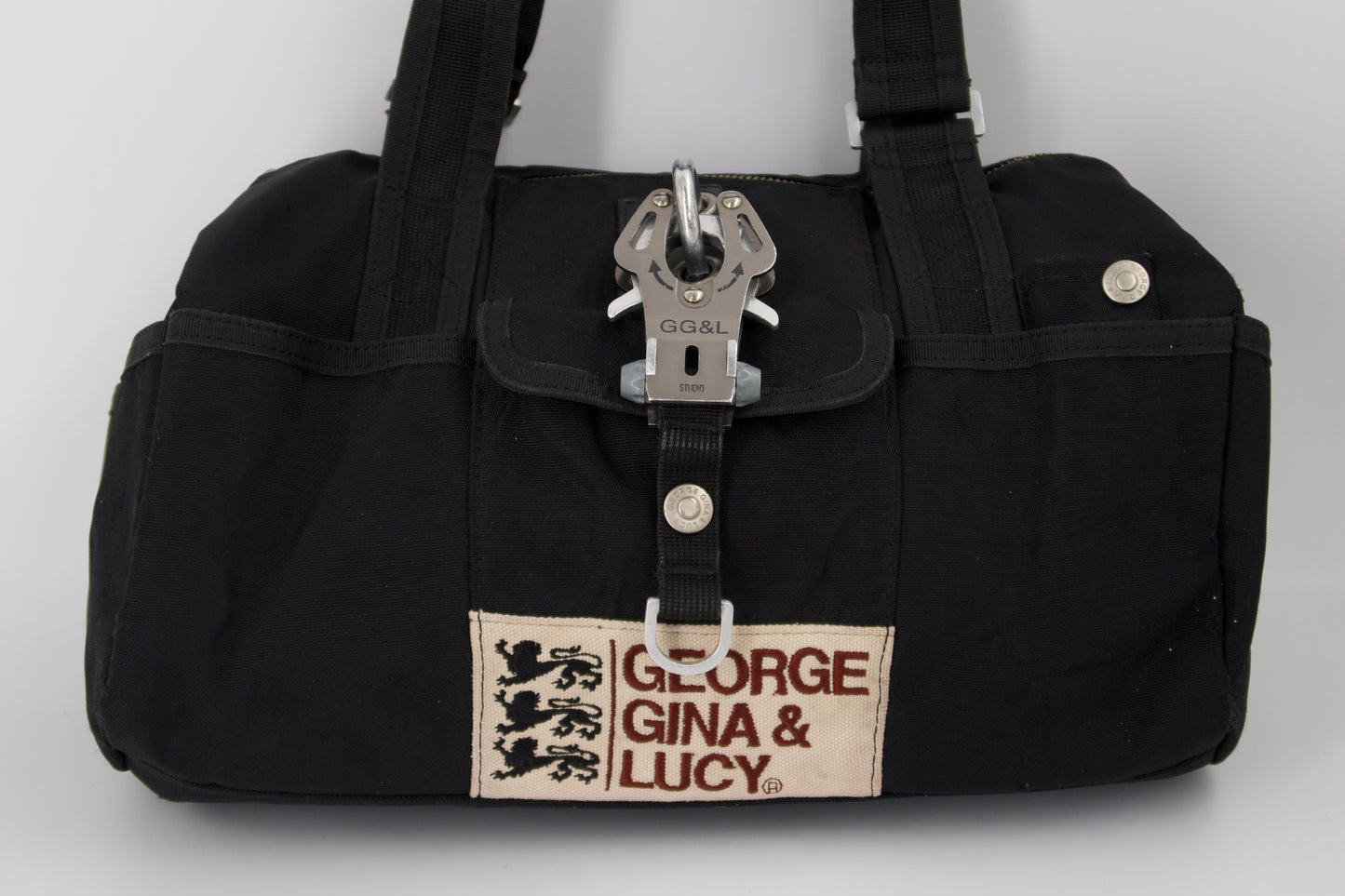 + Black GGL shoulder bag +