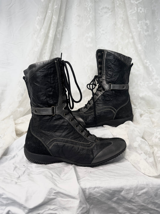 + Mid high boxing boots +