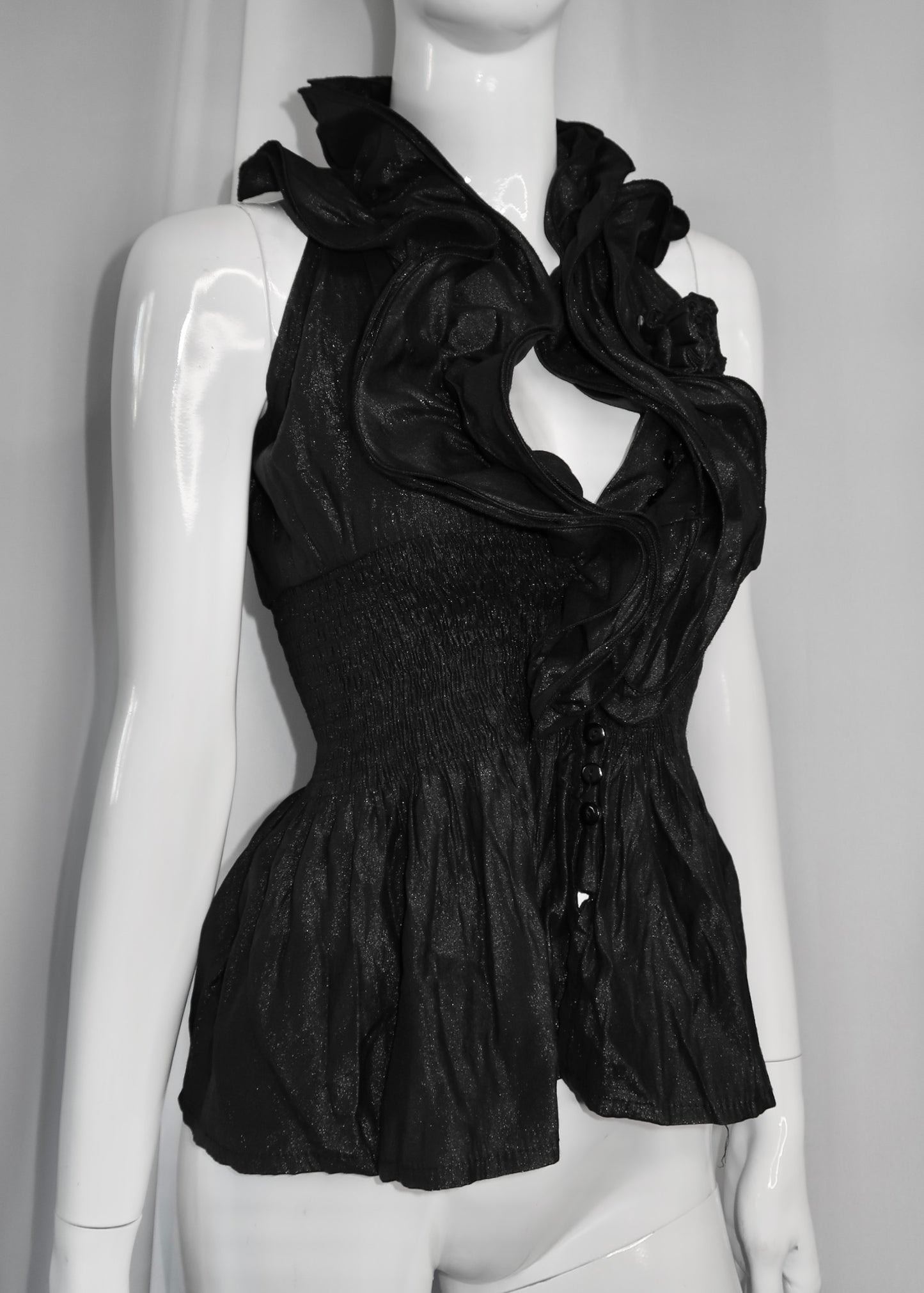 + Ruffle shirt vest +