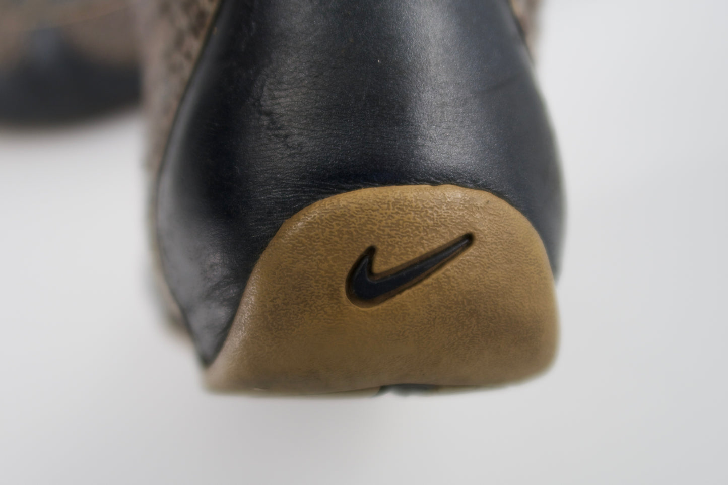 + Nike boxing boots +