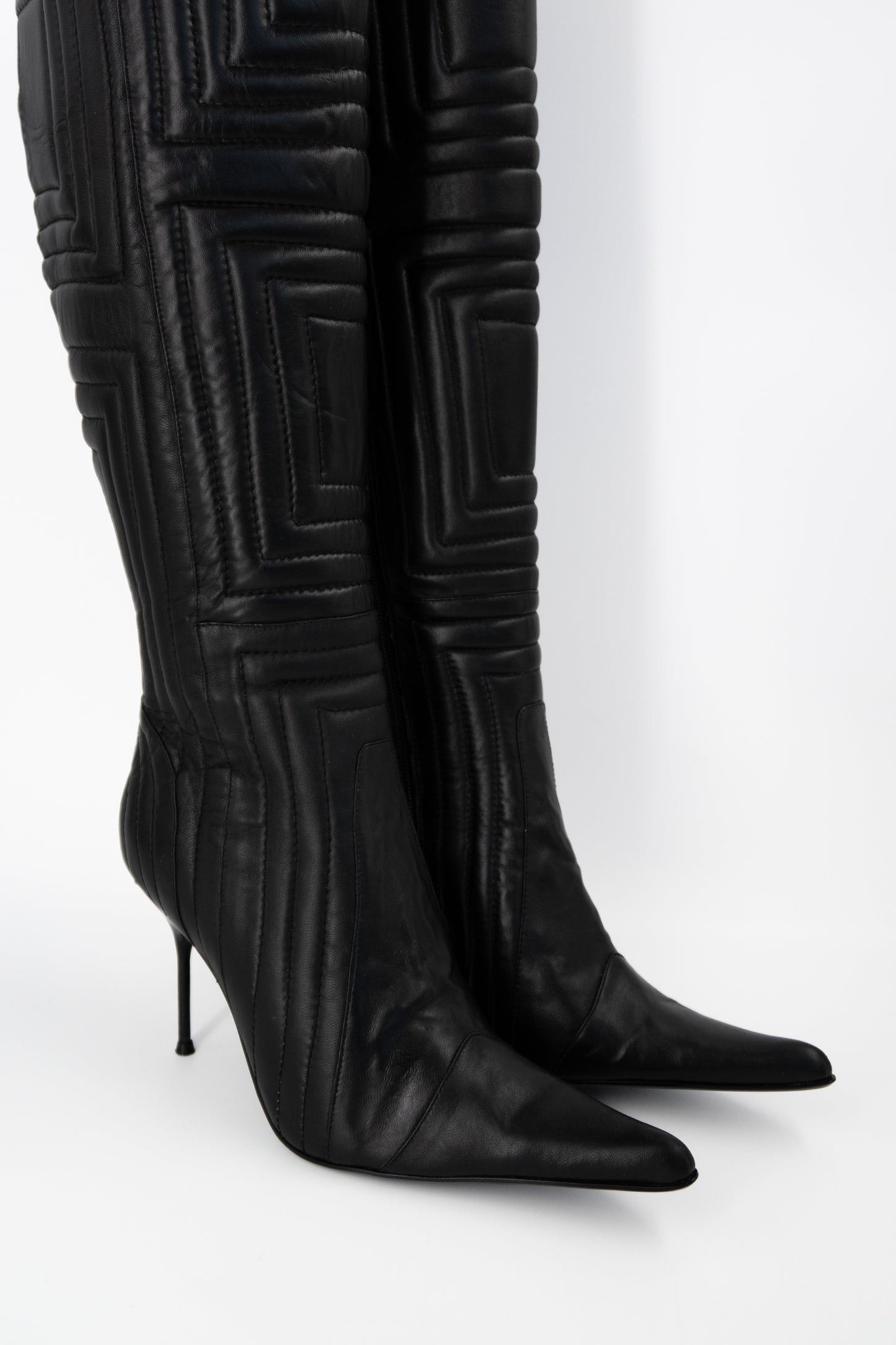 + Vintage leather heel boots +