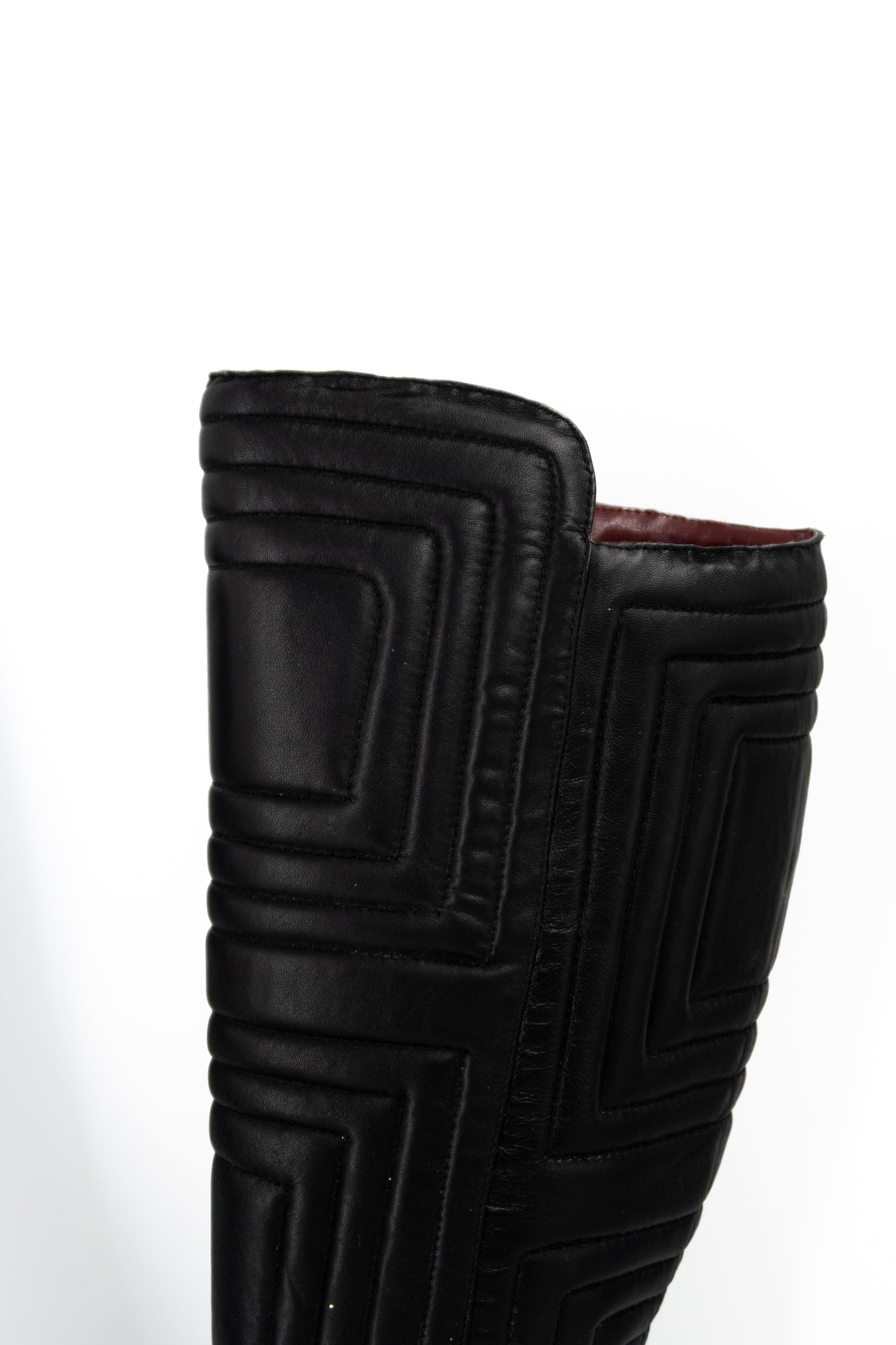 + Vintage leather heel boots +
