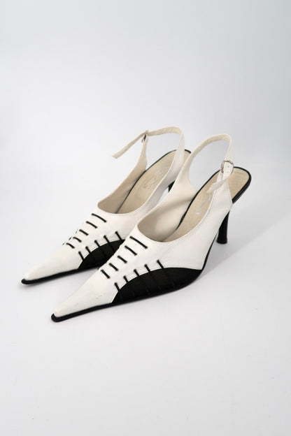 + Sporty pointed heels +