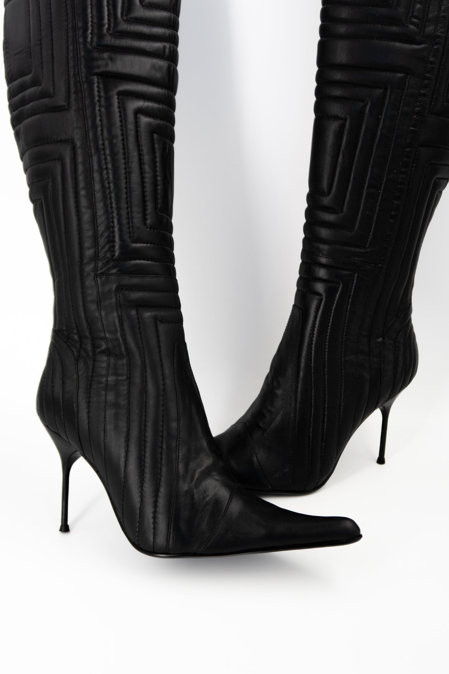 + Vintage leather heel boots +