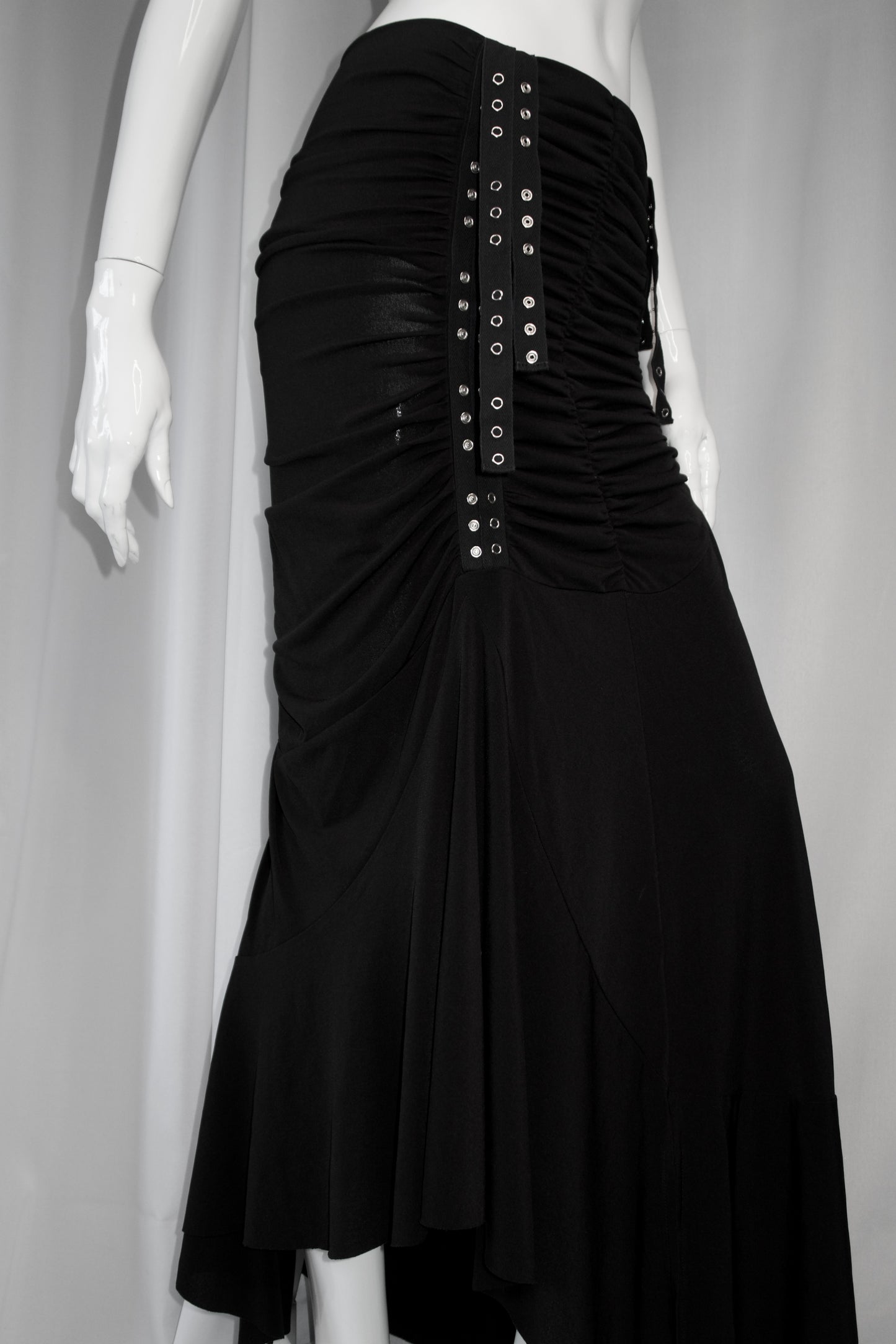 + Long drapery skirt +