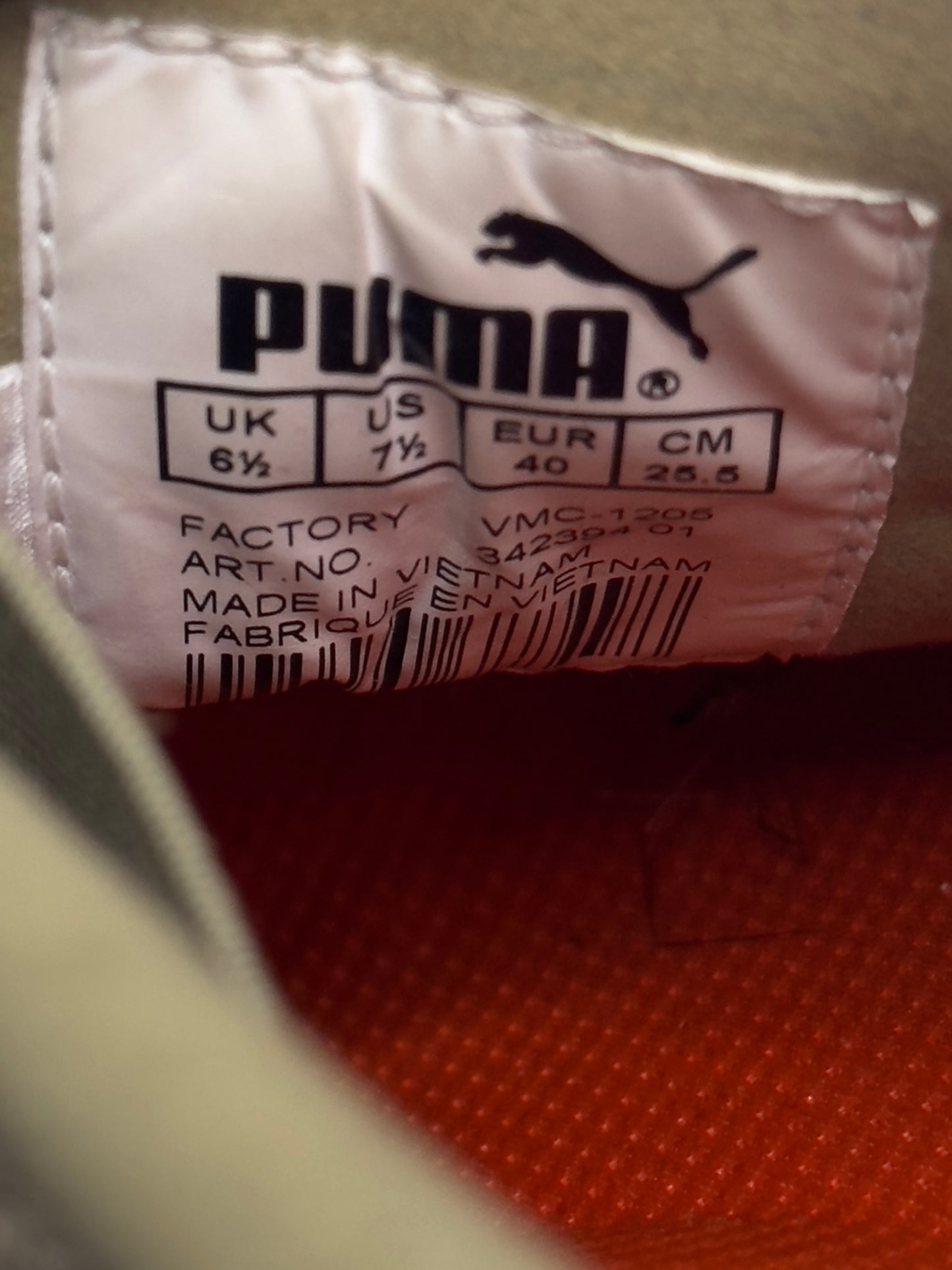 + Puma sporty shoes +