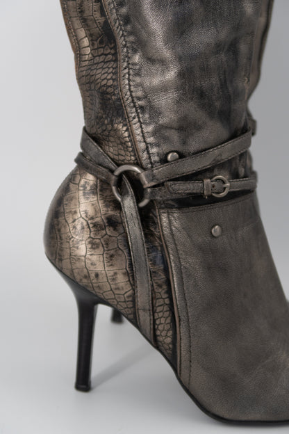 + Vintage bronze heel boots +