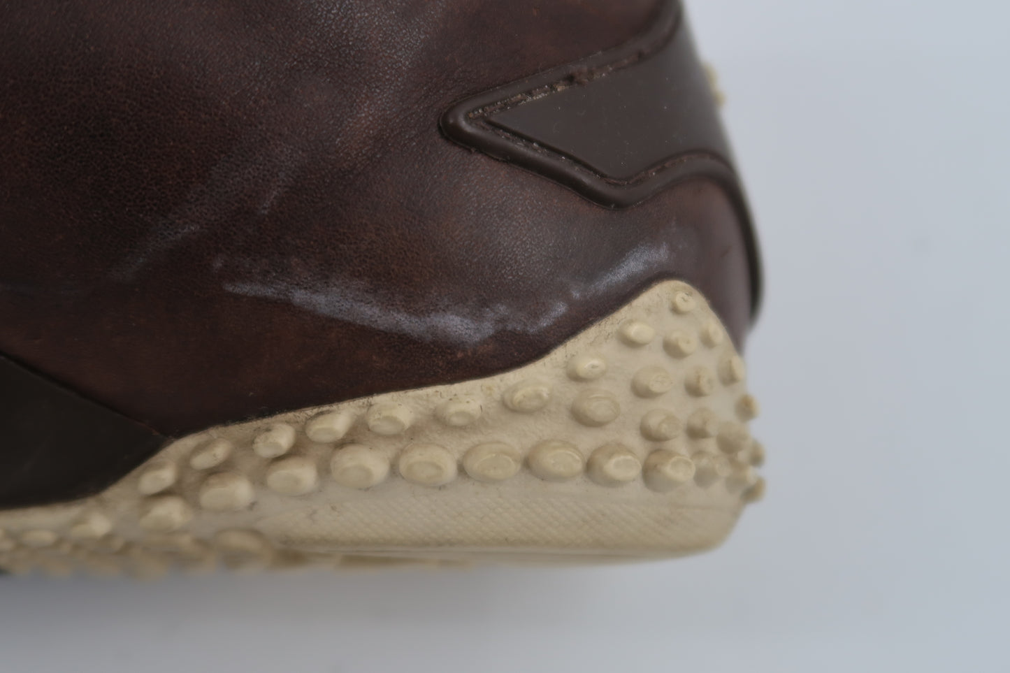 + Vintage Leather Puma shoes +