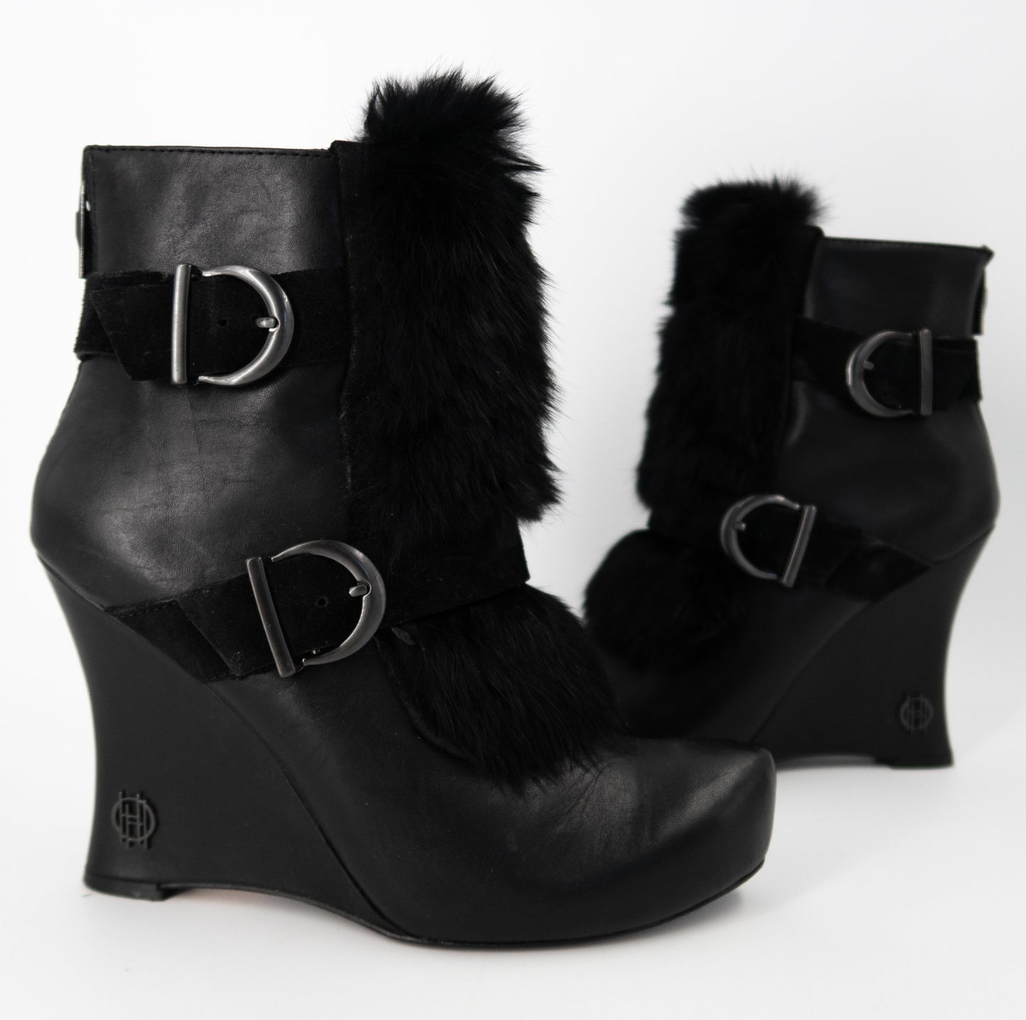 + Vintage wedged boots +
