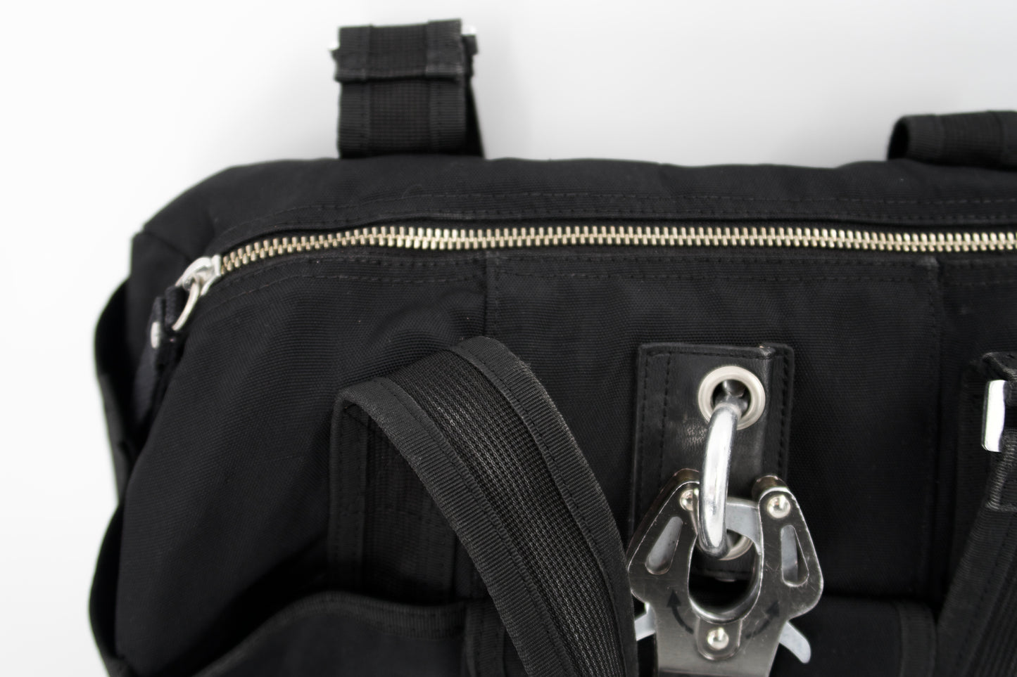 + Black GGL shoulder bag +