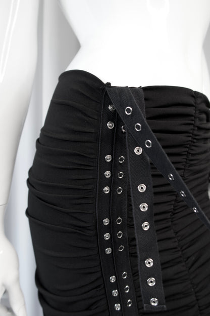 + Long drapery skirt +