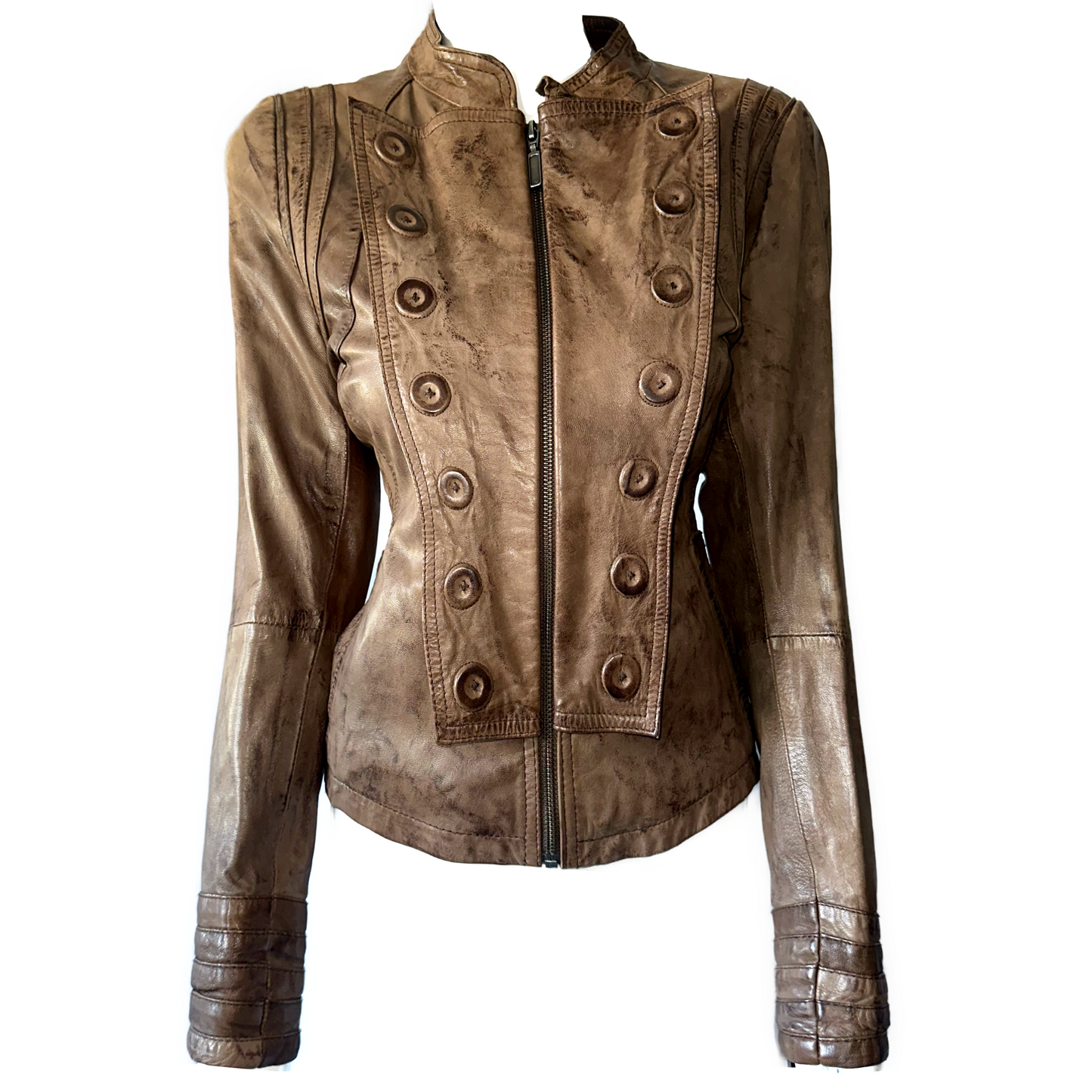 + Buttoning leather jacket +