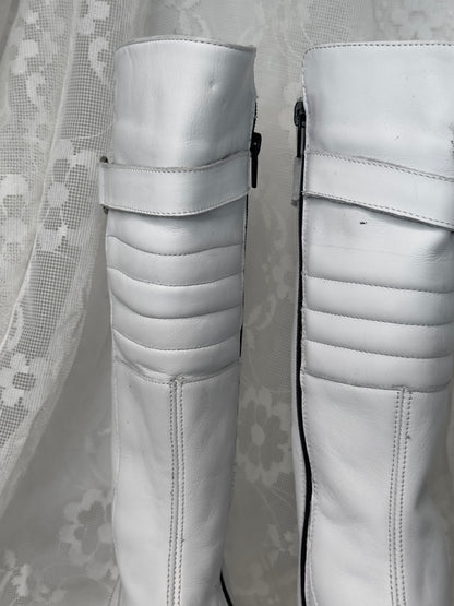 + Futuristic leather boots +