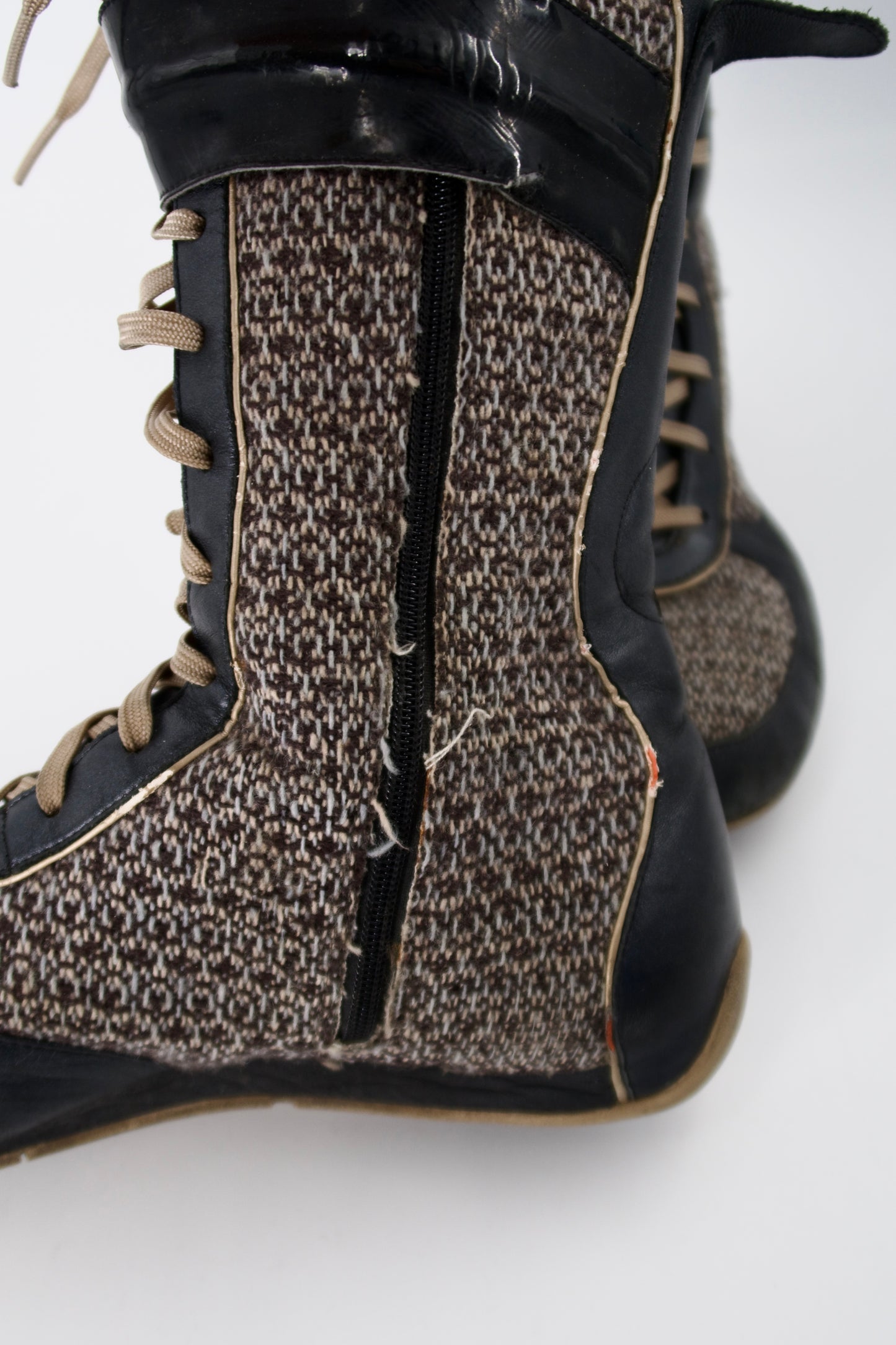 + Nike boxing boots +