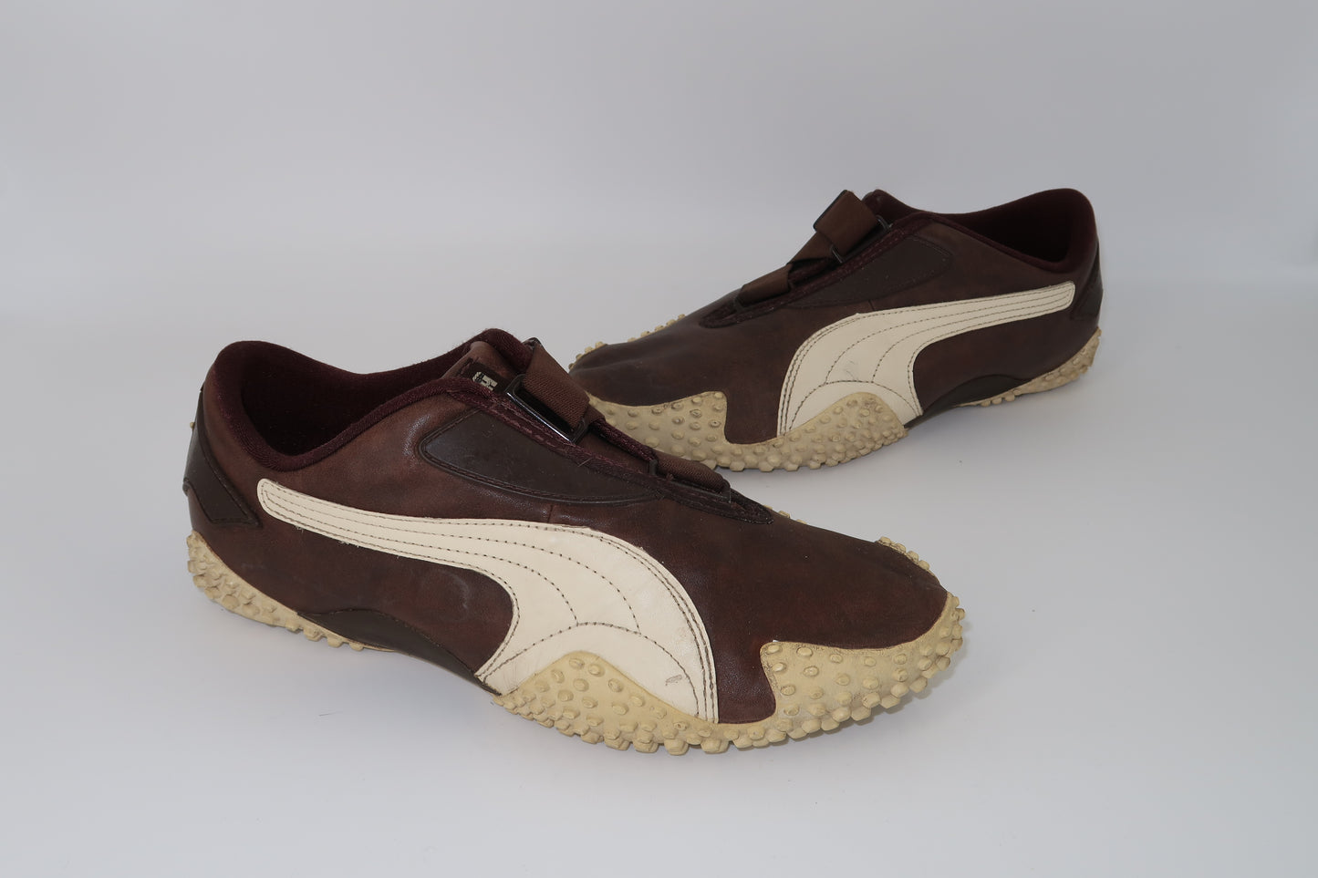 + Vintage Leather Puma shoes +