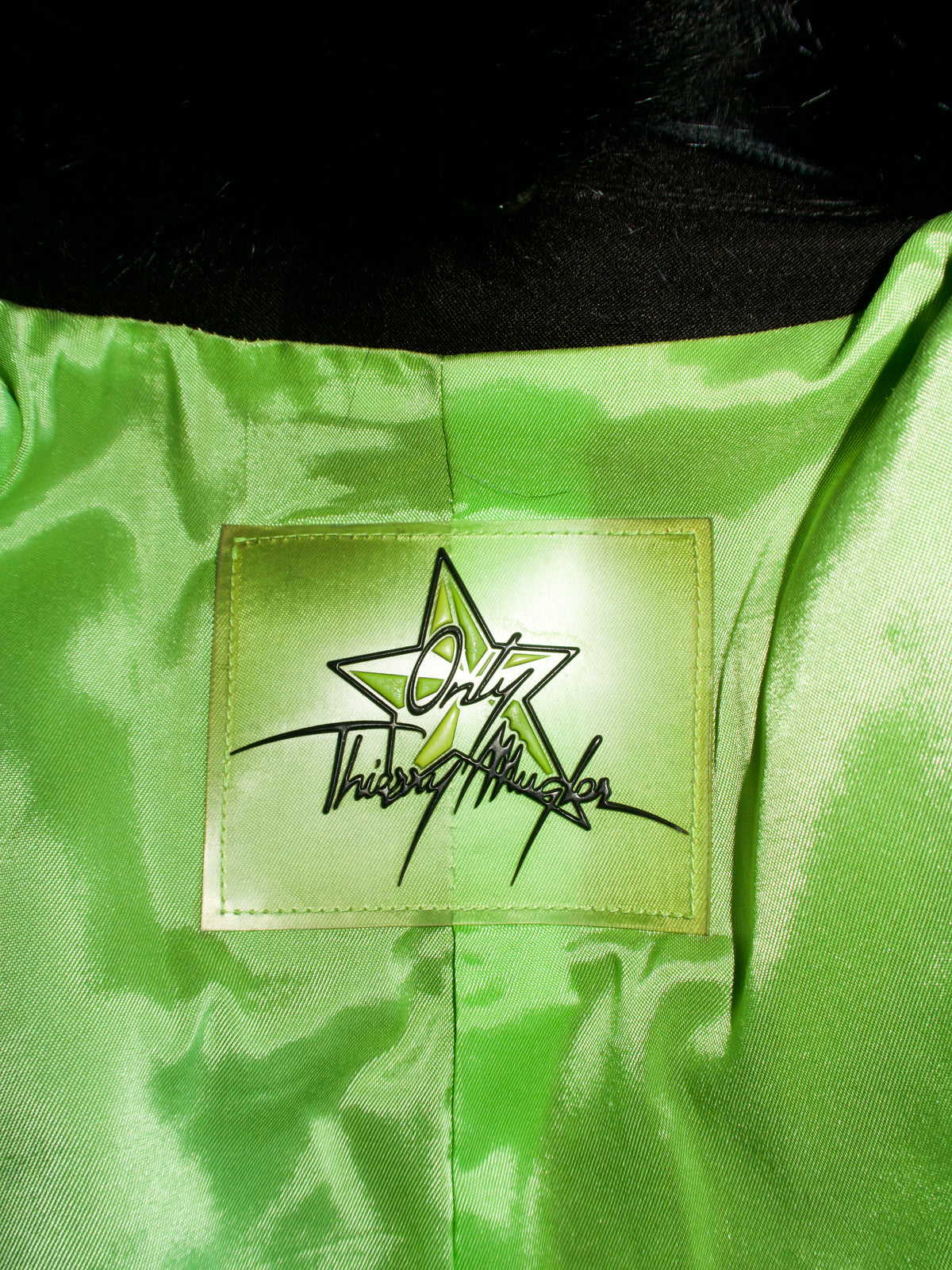 + Vintage Thierry Mugler blazer +