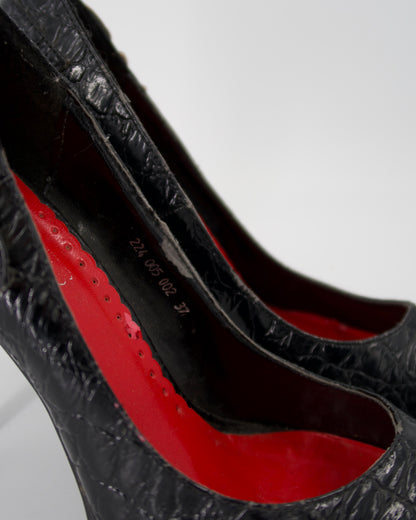 + Vintage pointed heels +
