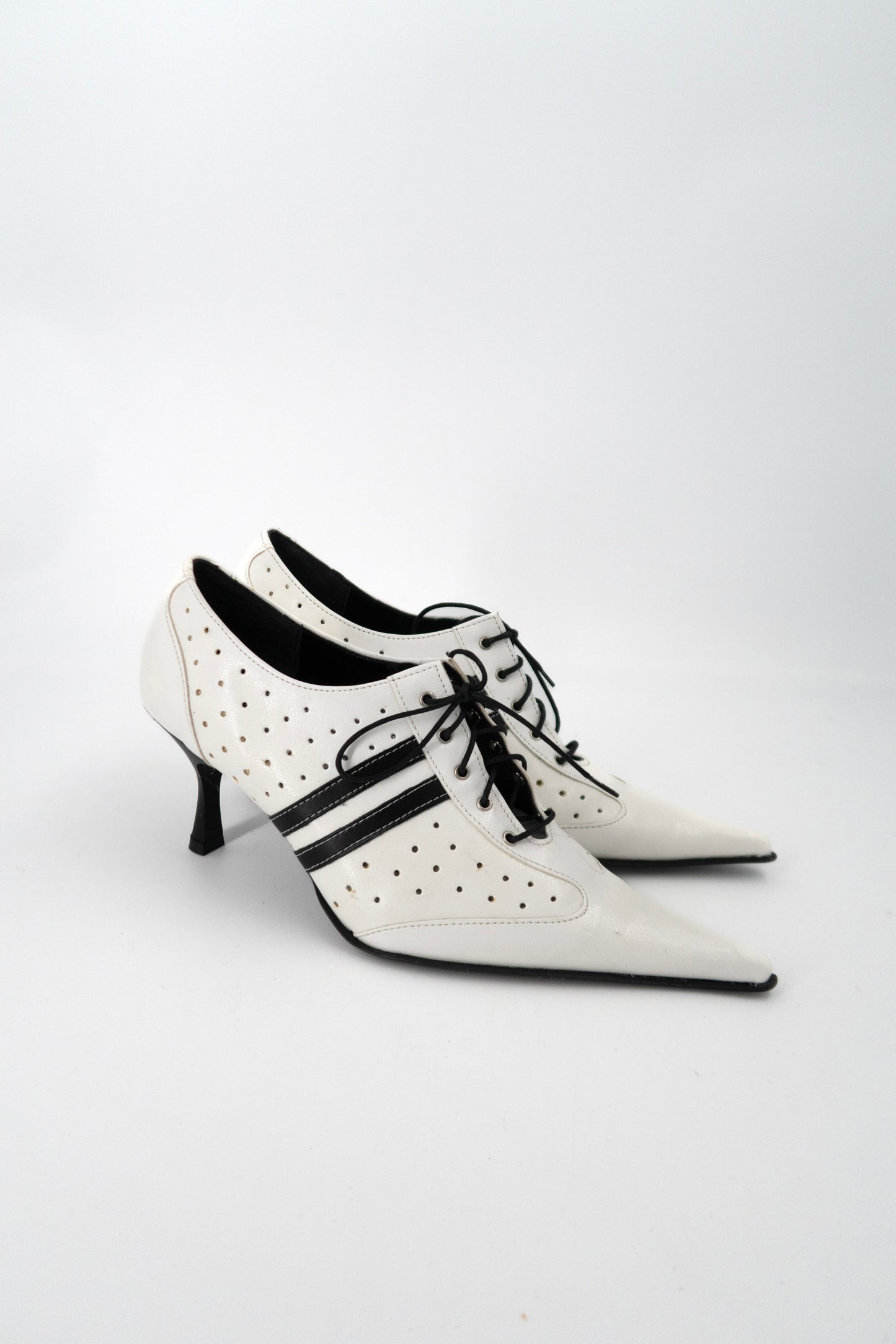 + Vintage sporty heels +