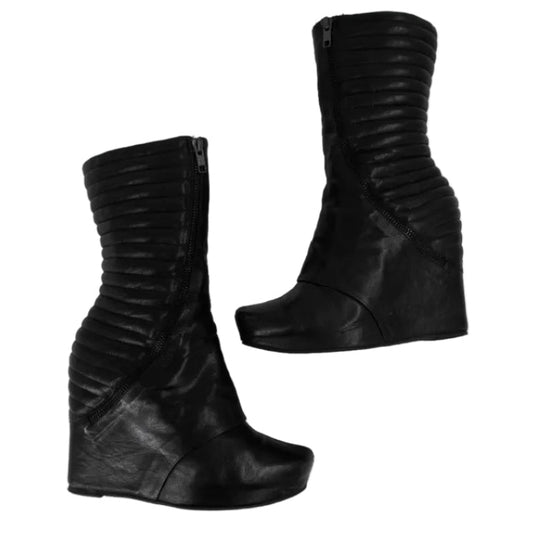 + Vintage leather wedge boots +