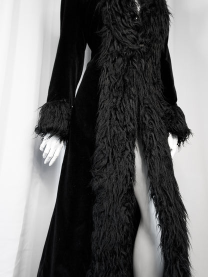 + Long velvet gothic coat +