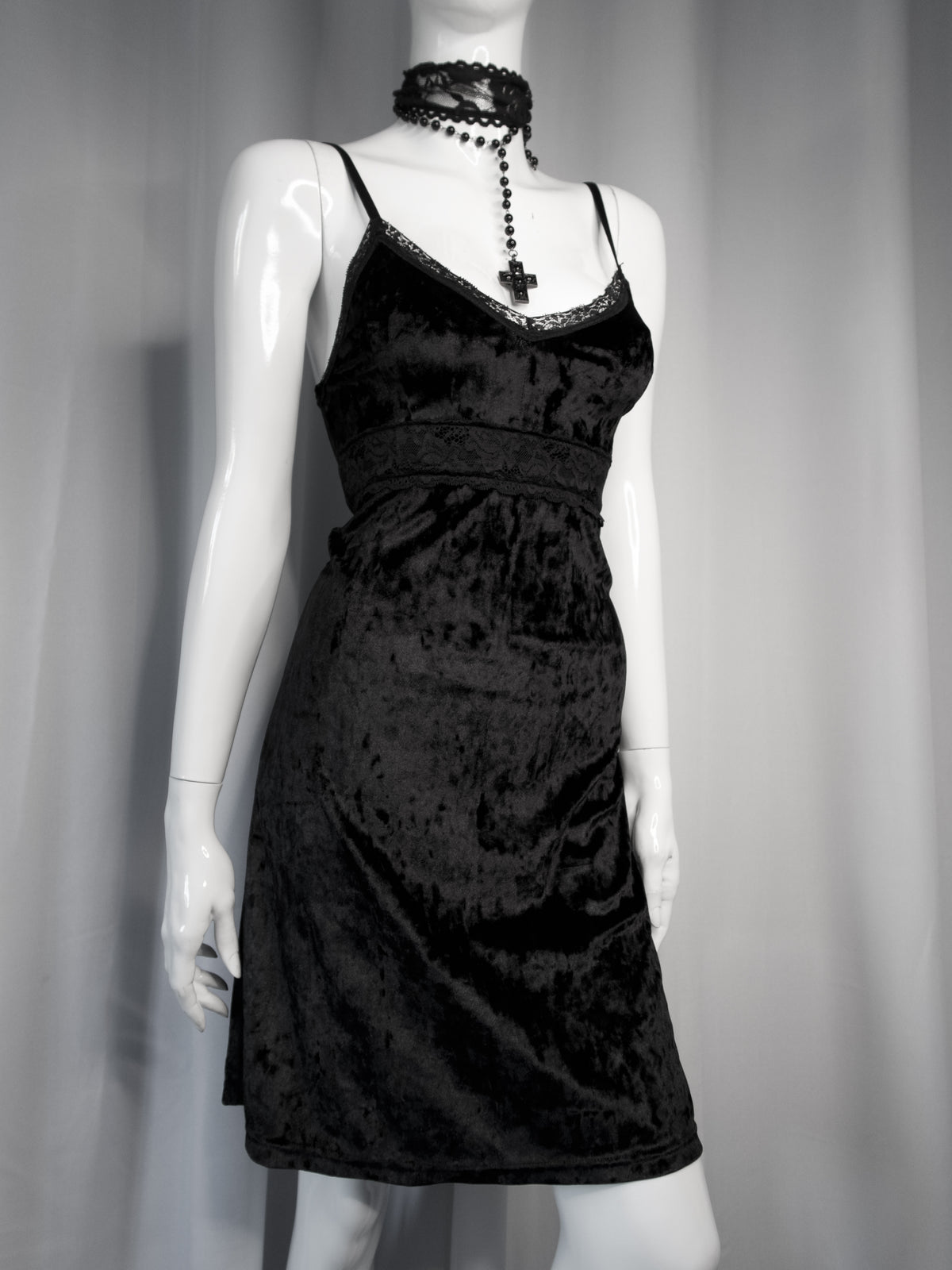 + Mini velvet babydoll dress +