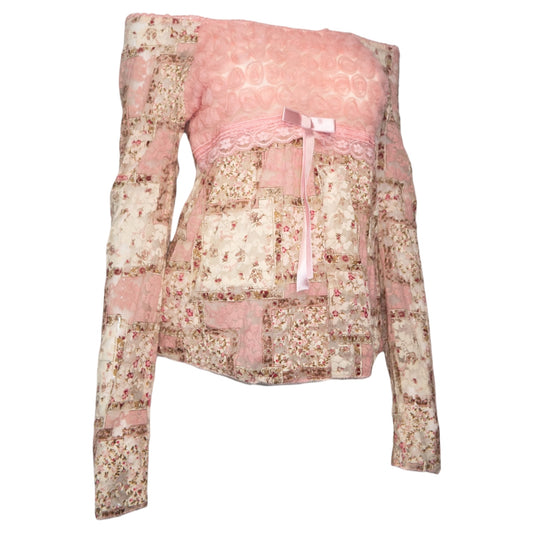 + Lace flower blouse +